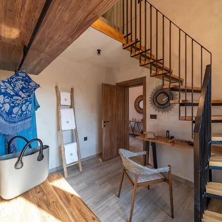 Anastasia Grand Kattavía